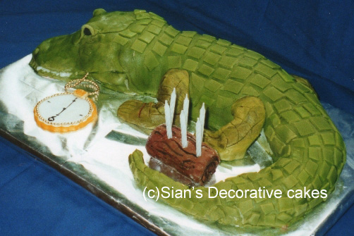 Crocodile birthday cake